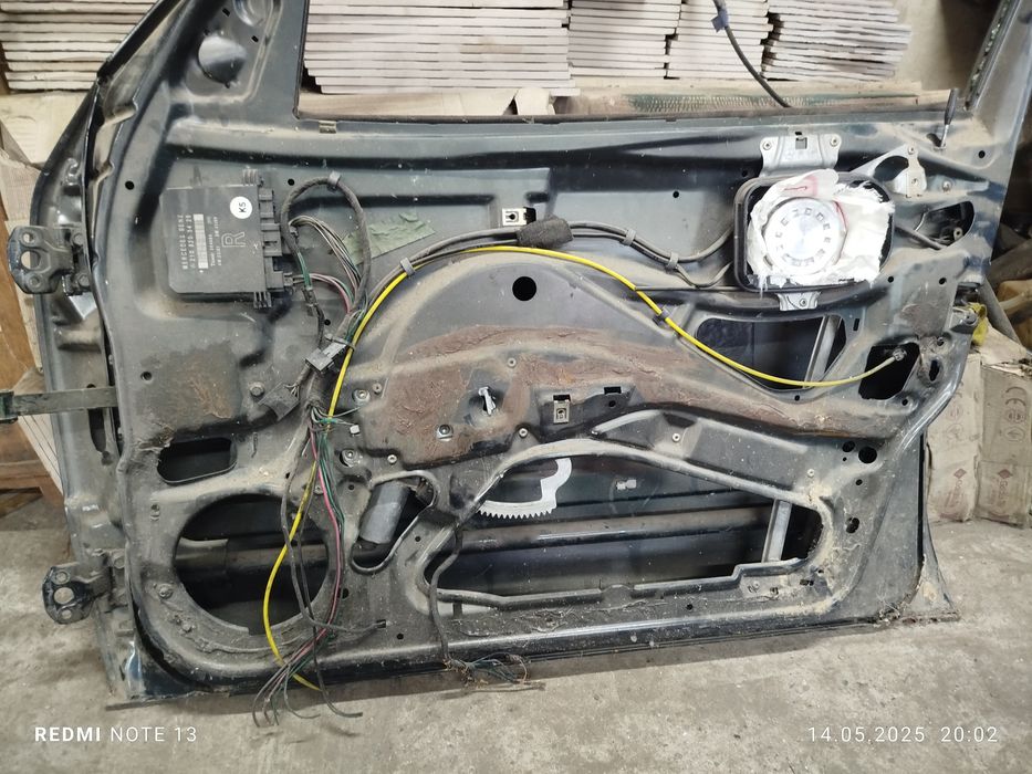 Двери w210, дверь mercedes w210