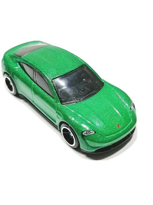 Hot Wheels Porsche Taycan Turbo S