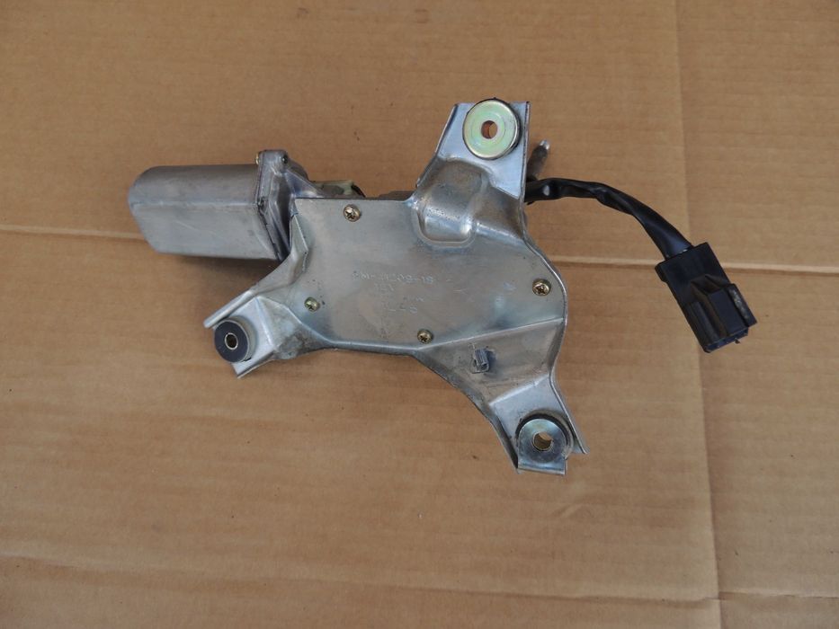 Mechanizm silniczek tył tylnej wycieraczki Mitsubishi Pajero Sport 96-