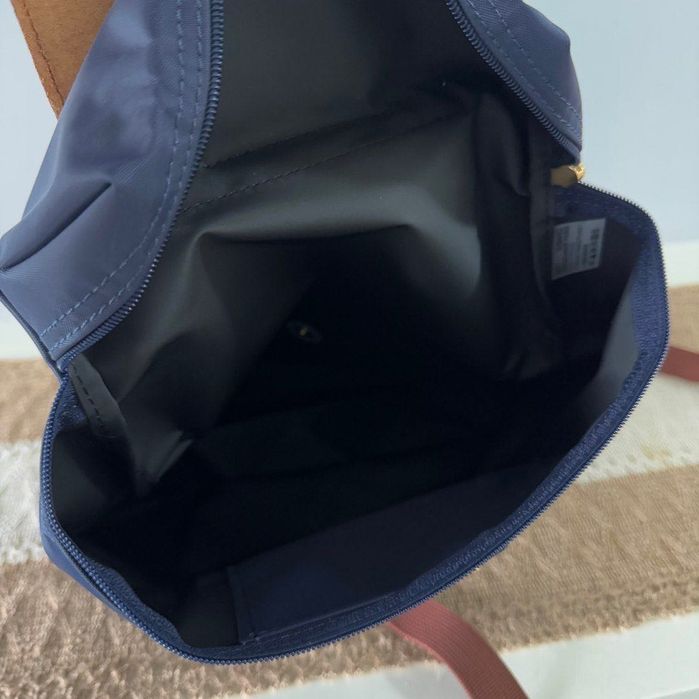 100% authentic Longchamp Le Pliage Classic Backpack (Navy Blue)