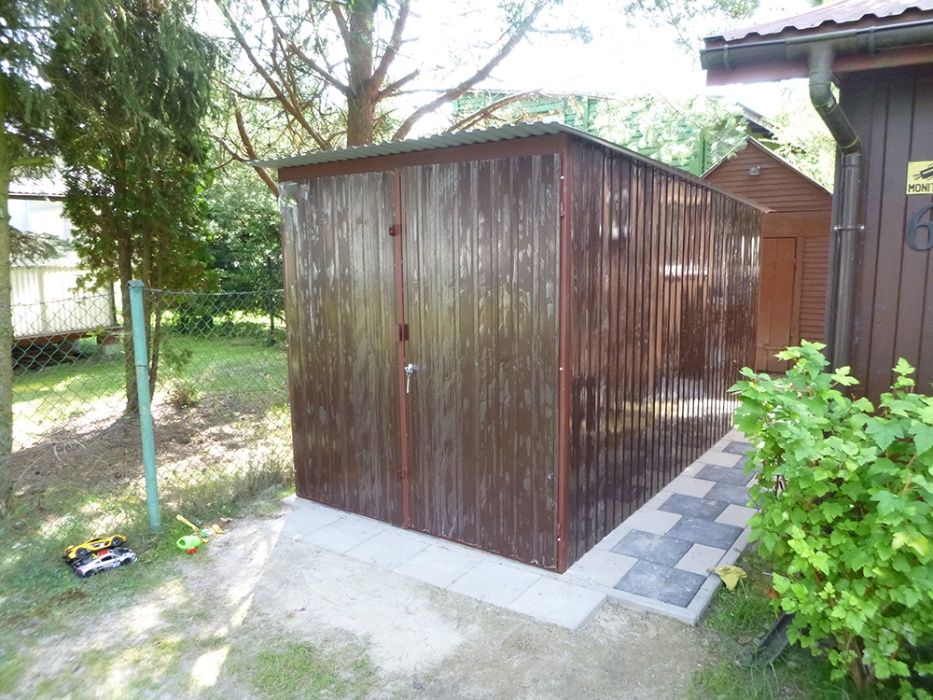 Garaż blaszany 2x3 – schowek budowlany, garaż na budowę