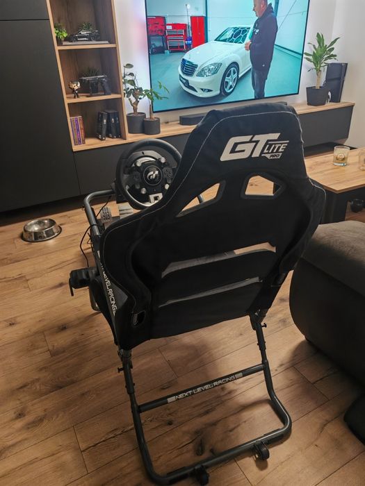 Kierownica Thrustmaster T-GT II + Stojak / Jak nowa