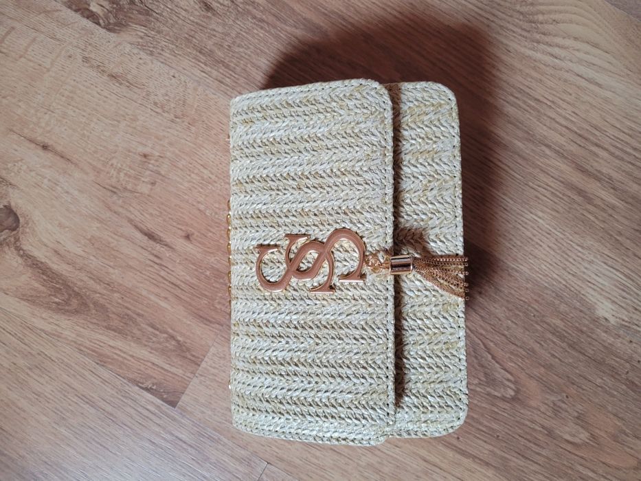 Torebka Nowa wiklinowa pleciona sztywna na lato na łańcuszku