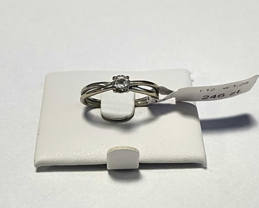 Złoty Pierścionek 1,28G 333