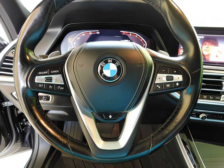 BMW X5      2019