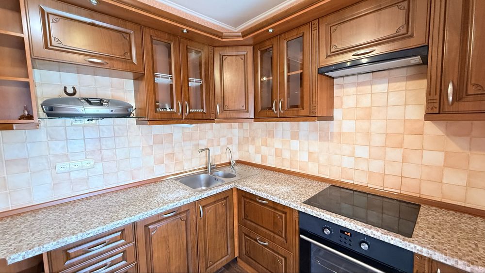 Продаж 2х кімнатноі, вул. Екстер 12, Троєщина