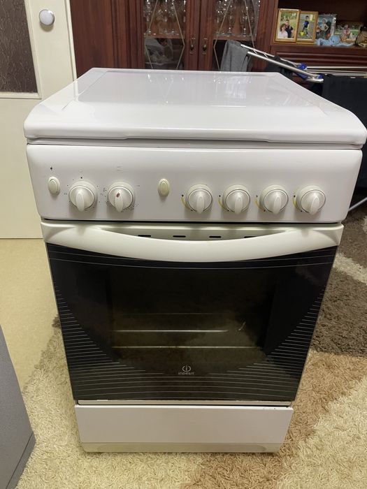 Газова плита Indesit