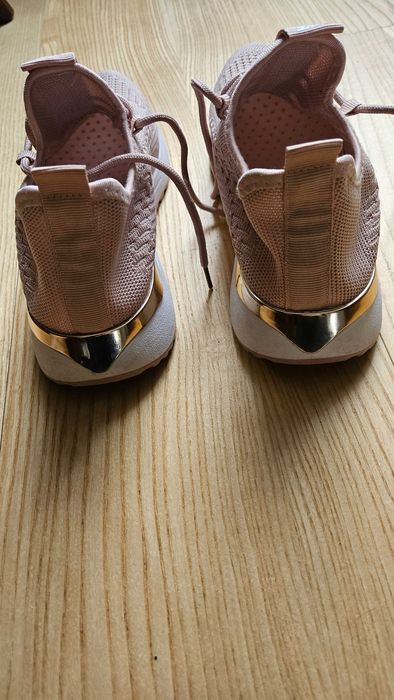 Buty damskie marki Nike