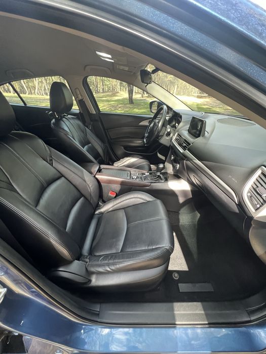 Продам Мазду3 FL Touring