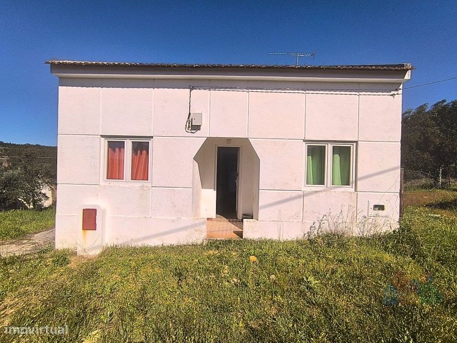 Moradia Isolada com terreno no concelho de Abrantes