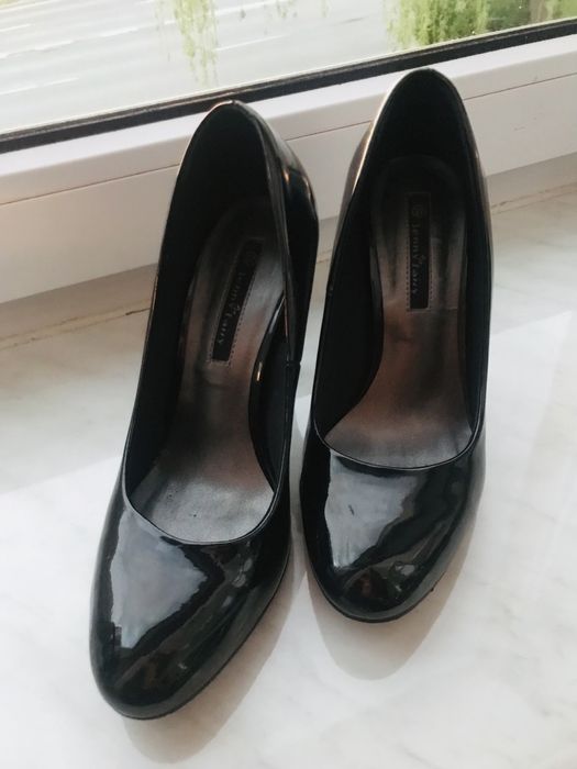 Buty czółenka obcas lakierki Bdb