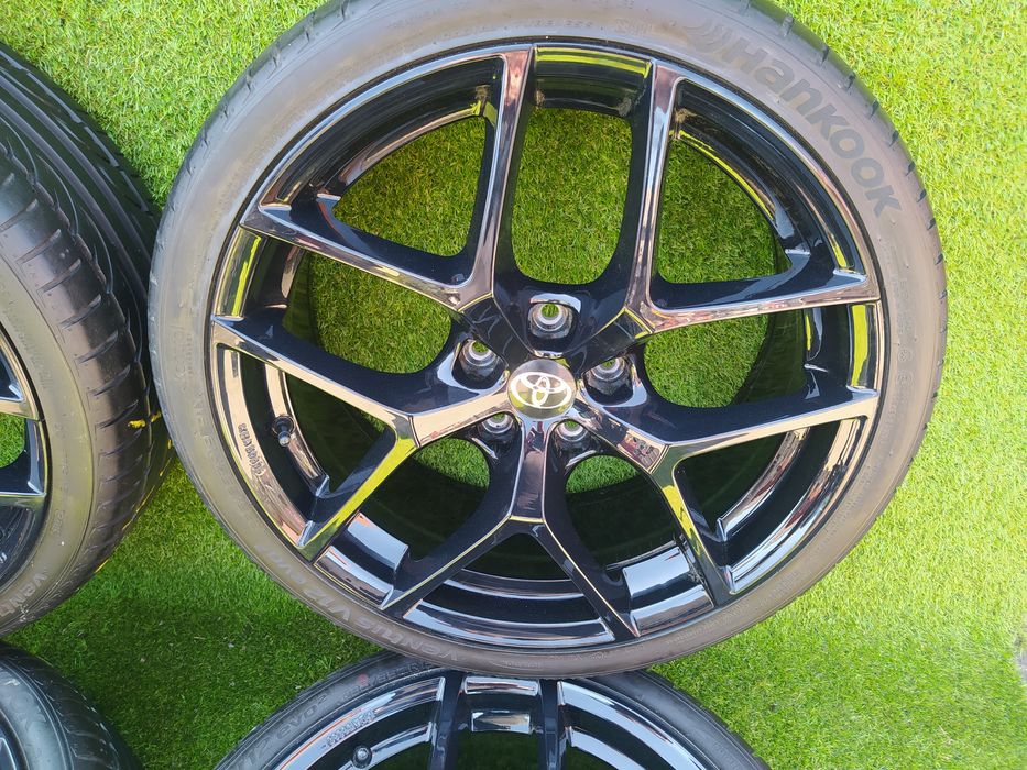 Felgi koła Toyota Corolla 235/35 R19 Lato BORBET