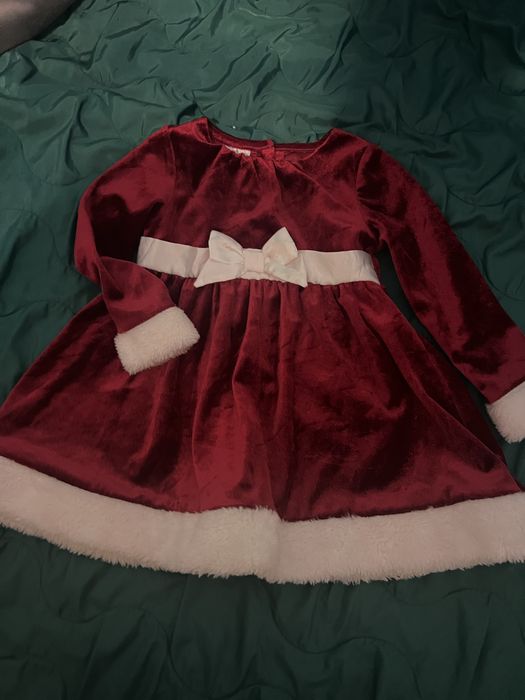 Продам платье и бодик .