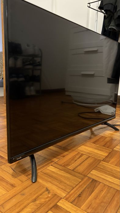 TV LED KUNFT 32p