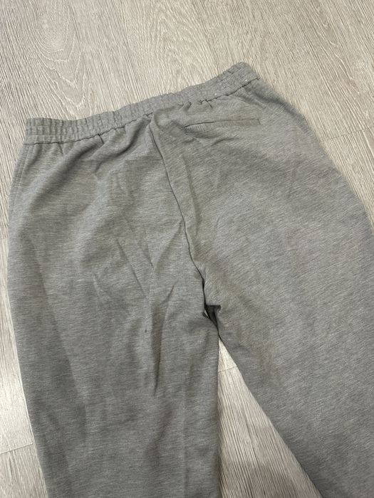Spodnie ze ściągaczami na dole rozmiar M Uniqlo