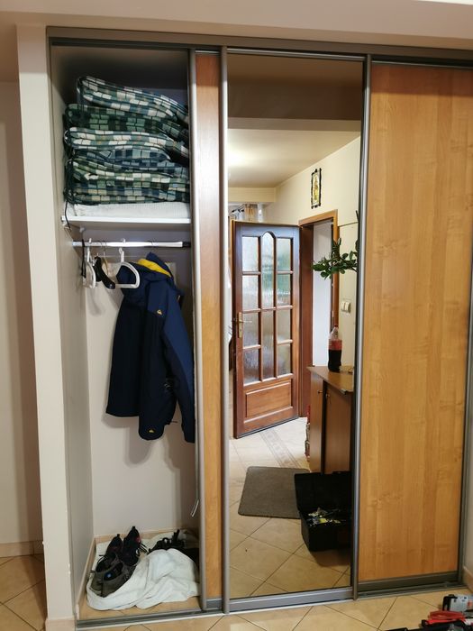 Szafa wnękowa z drzwiami przesuwnymi 190cm szer x 253cm wysokość