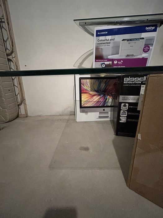 Tampo em vidro para secretaria