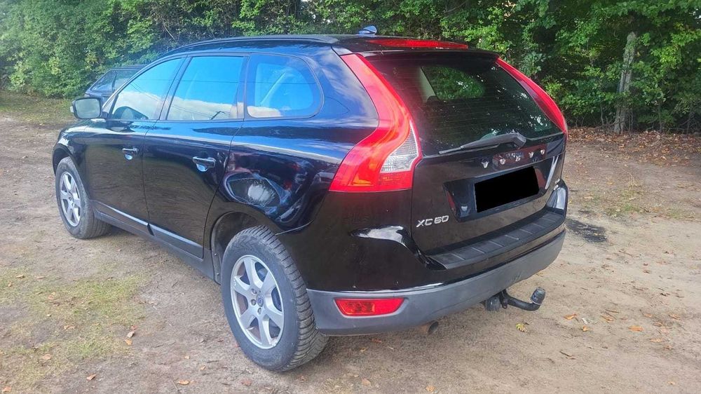 VOLVODUO XC60 2,4 D5 manual Zarejestrowany w Polsce OKAZJA