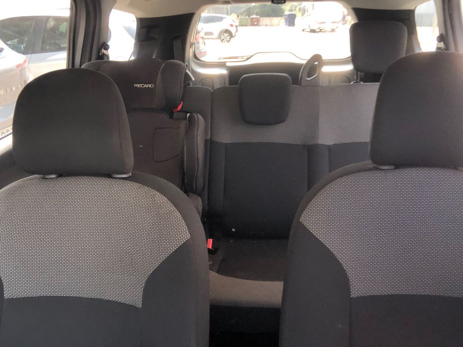 Dacia Lodgy 2015 - 7 lugares