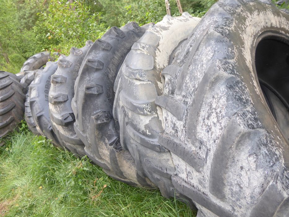 Opony 16, 9, 34, 38 24 28