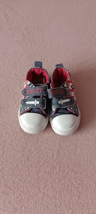 Продам джинсові кеди