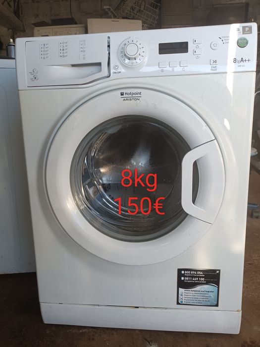 Várias máquinas de lavar roupa