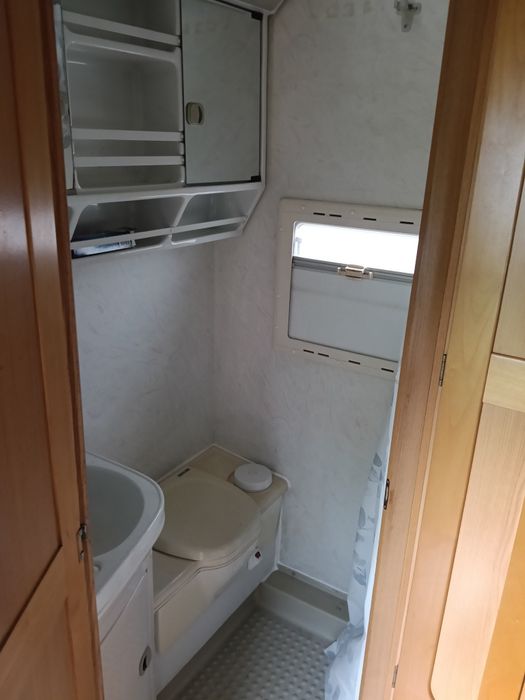 Autocaravana Fiat Ducato AC na célula muitos extras