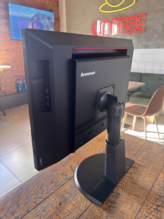 Lenovo ThinkCentre M93z моноблок для навчання