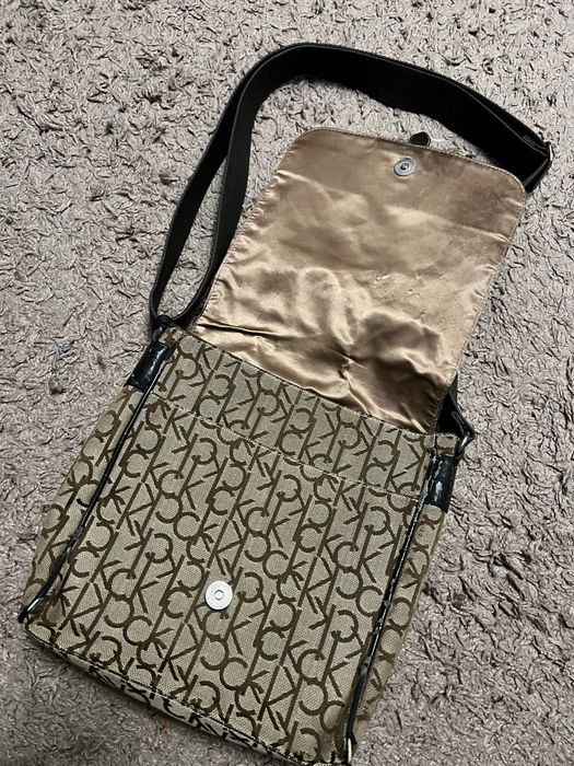 сумка ck calvin klein legt