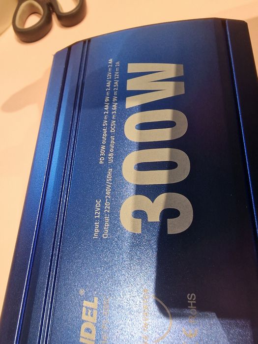 Przetwornica konwenter giandel 300w nowa