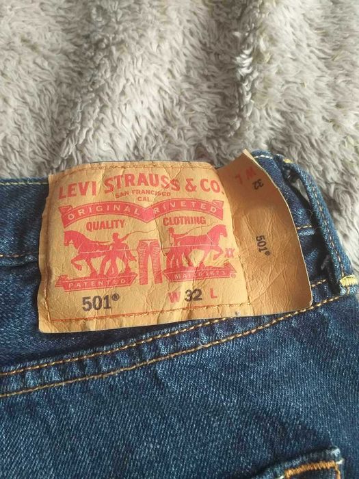 Jeansy Levi's 501  W32