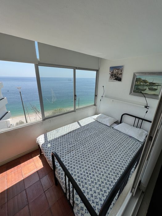 T2- Falésia c/ acesso direto à praia