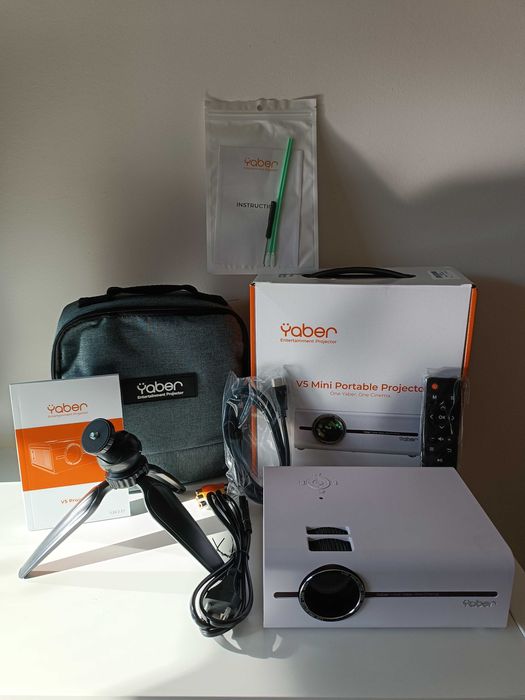 Projetor Yaber 5G / WiFi / 7200 LM / 1080p / Tripé+Bolsa (NOVO)