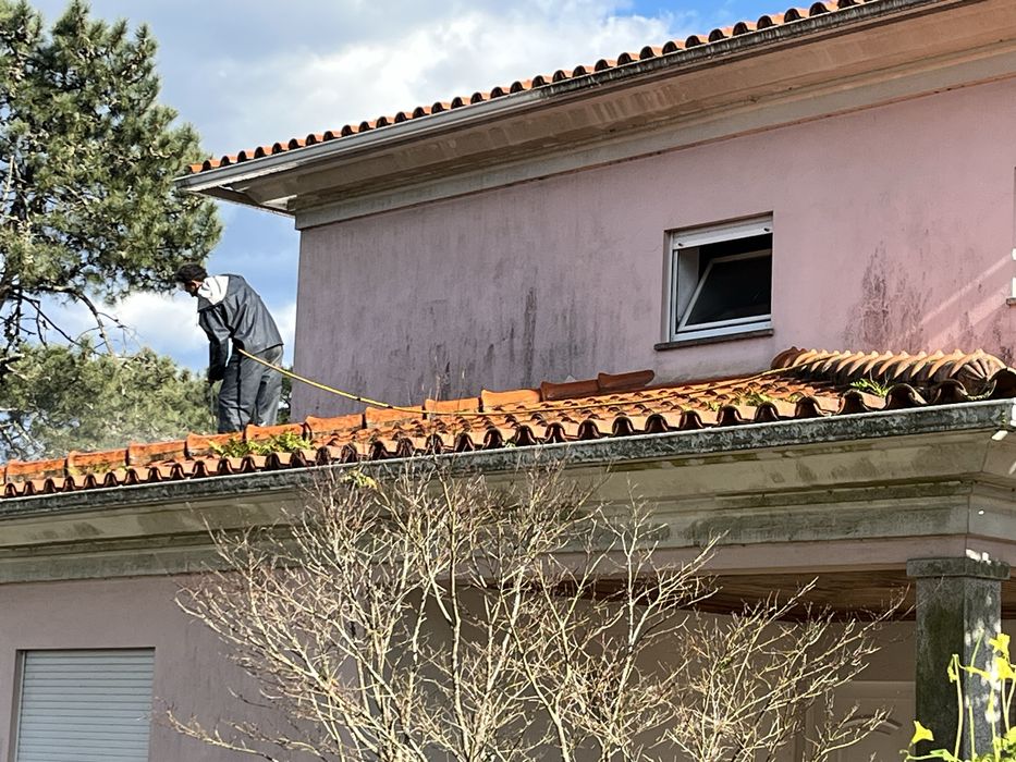 Lavagem e manutençao de telhados