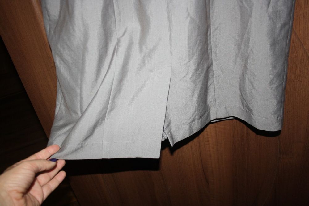 Цена снижена.Фирменное нарядное платье 54-56 размера. Батал