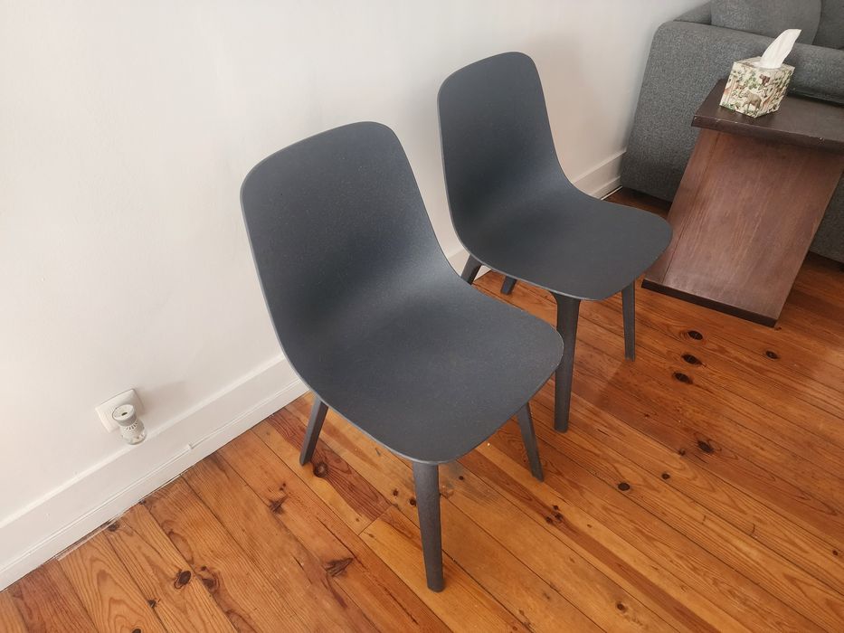 2 cadeiras IKEA ODGER azuis à venda