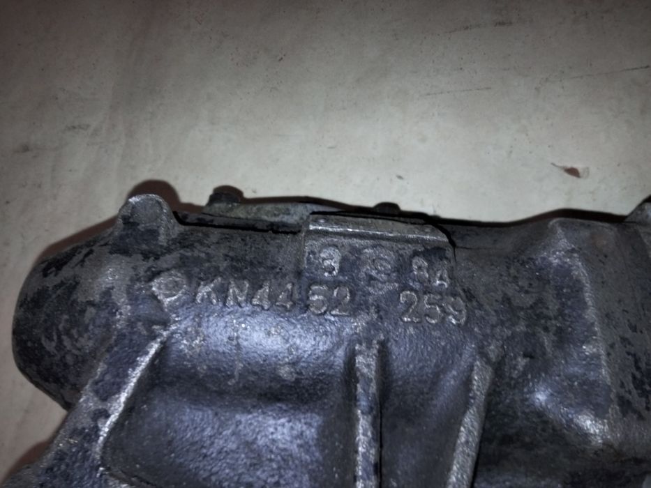 Редуктор керма BMW e28