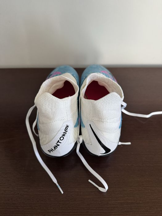 Chuteiras Nike Phantom Elite