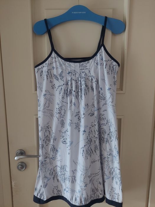 La Marquise zgrabna, lekka sukienka & stanik podtrzymujący r L/40-42