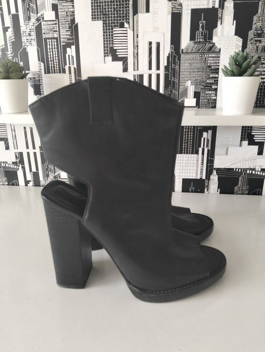 Літні напівчоботи козаки ZARA