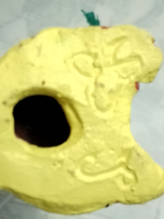 Esculturas da artista de relíquias Liberdade Sobral