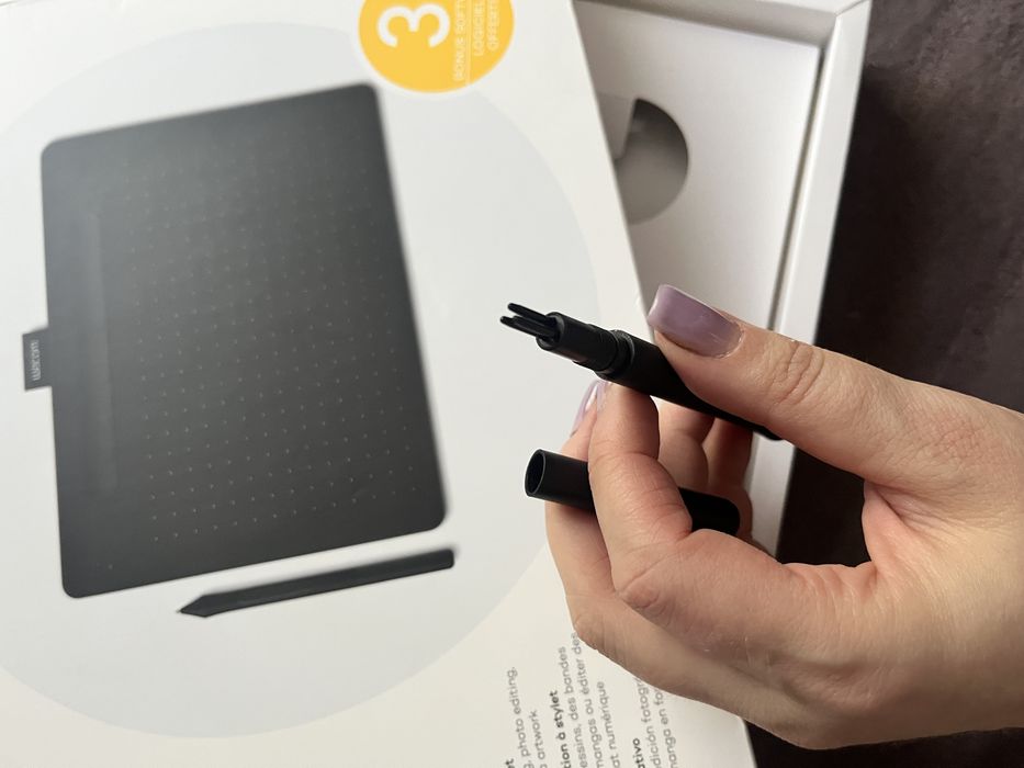 Графічний планшет Wacom Intuos M Bluetooth Black