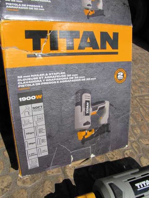 Gwoździarka Titan TTB970NST zszywacz elektryczny 1900W 15-32mm