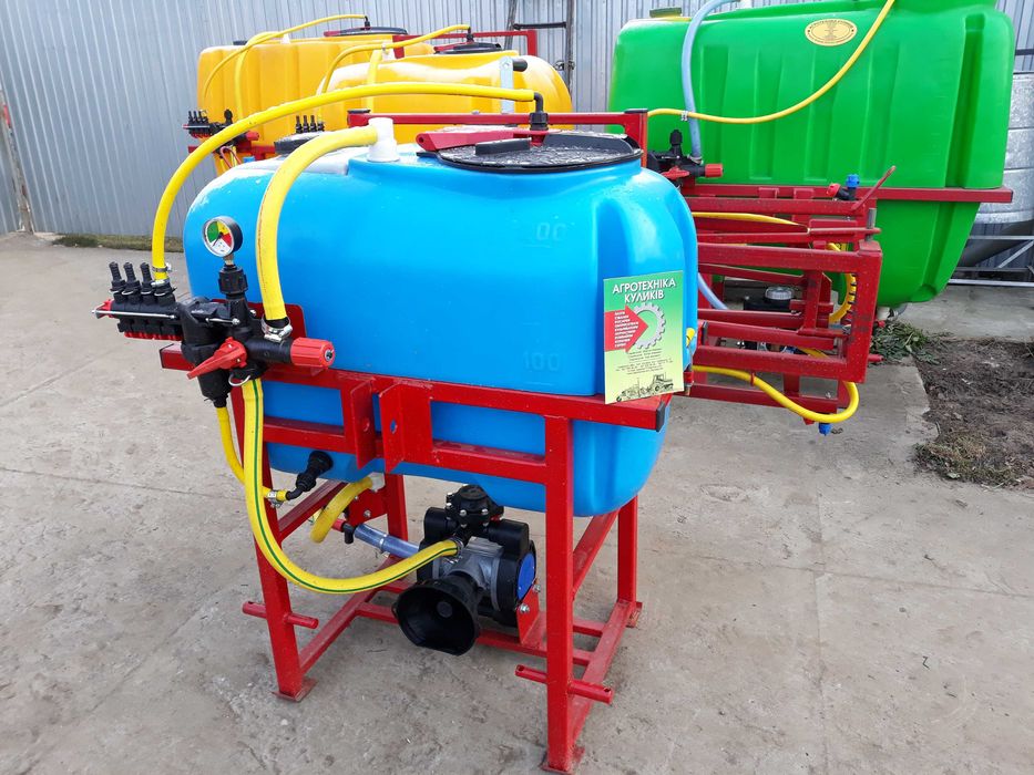 Оприскувач навісний