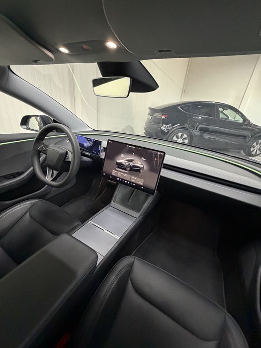 Tesla Model 3 Standard Range plus LFP
