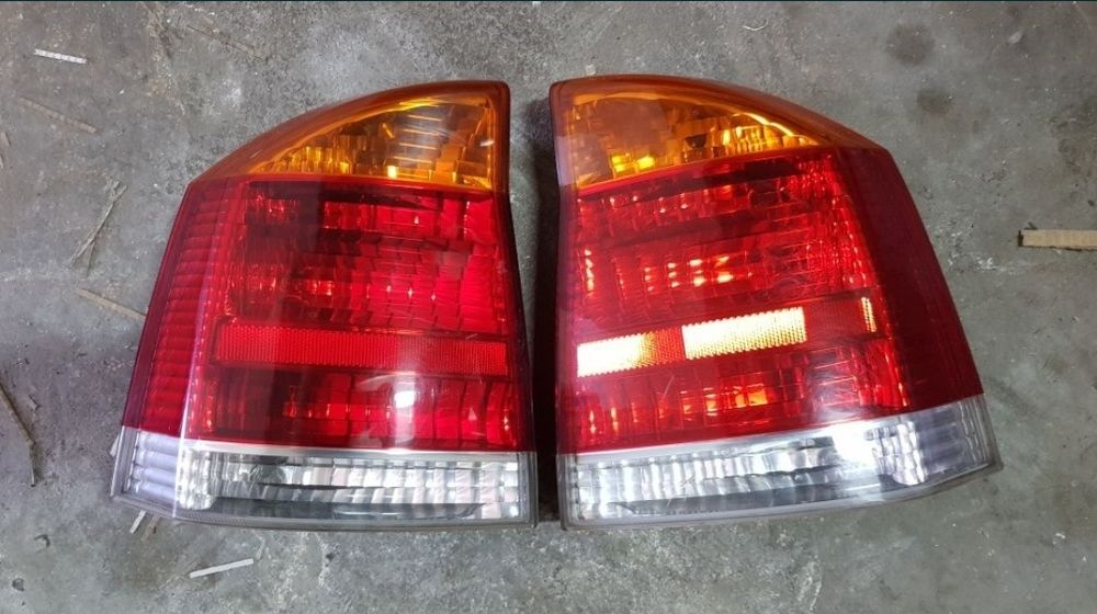 Lampa lewą prawa tył tylna tylnia opel vectra c sedan gts hatchback