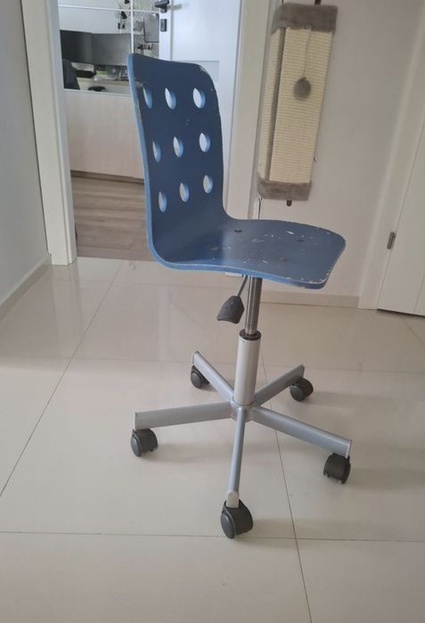 krzesło na kółkach