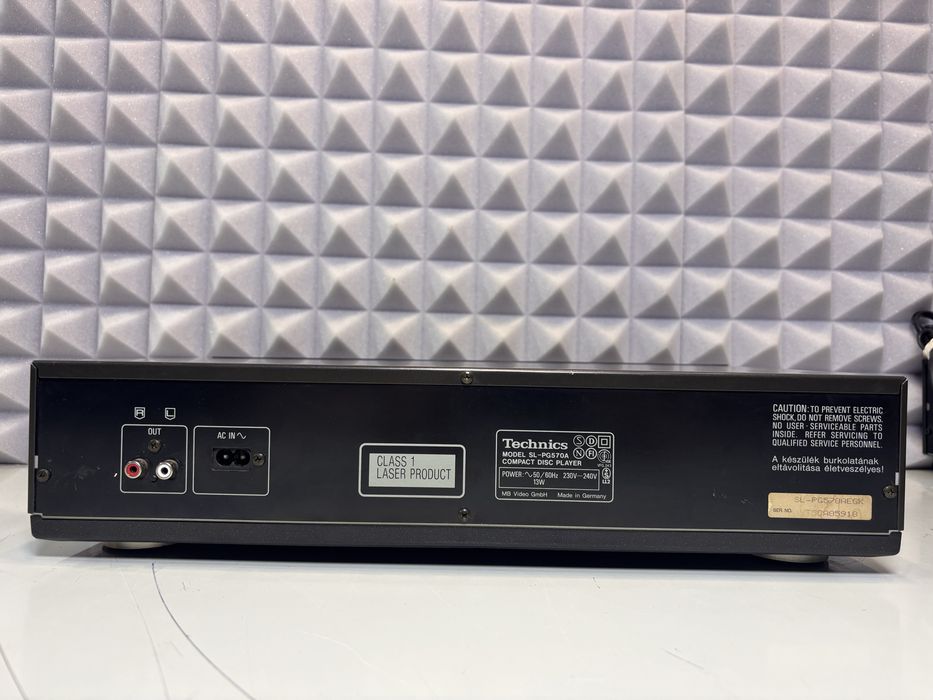 Odtwarzacz CD Technics SL PG 570 A