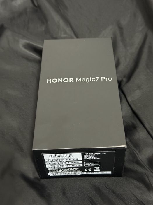 NOWY Smartfon Honor Magic7 Pro 12 GB / 512 GB 5G czarny WYSYŁKA