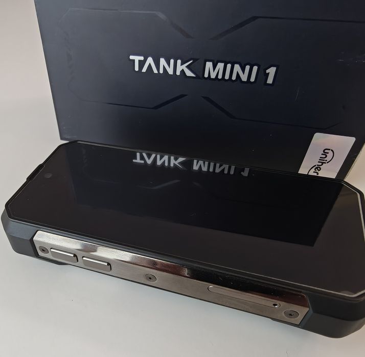 Новий захищений смартфон Unihertz Tank Mini 1 8/256 gb, + 2 чохла
